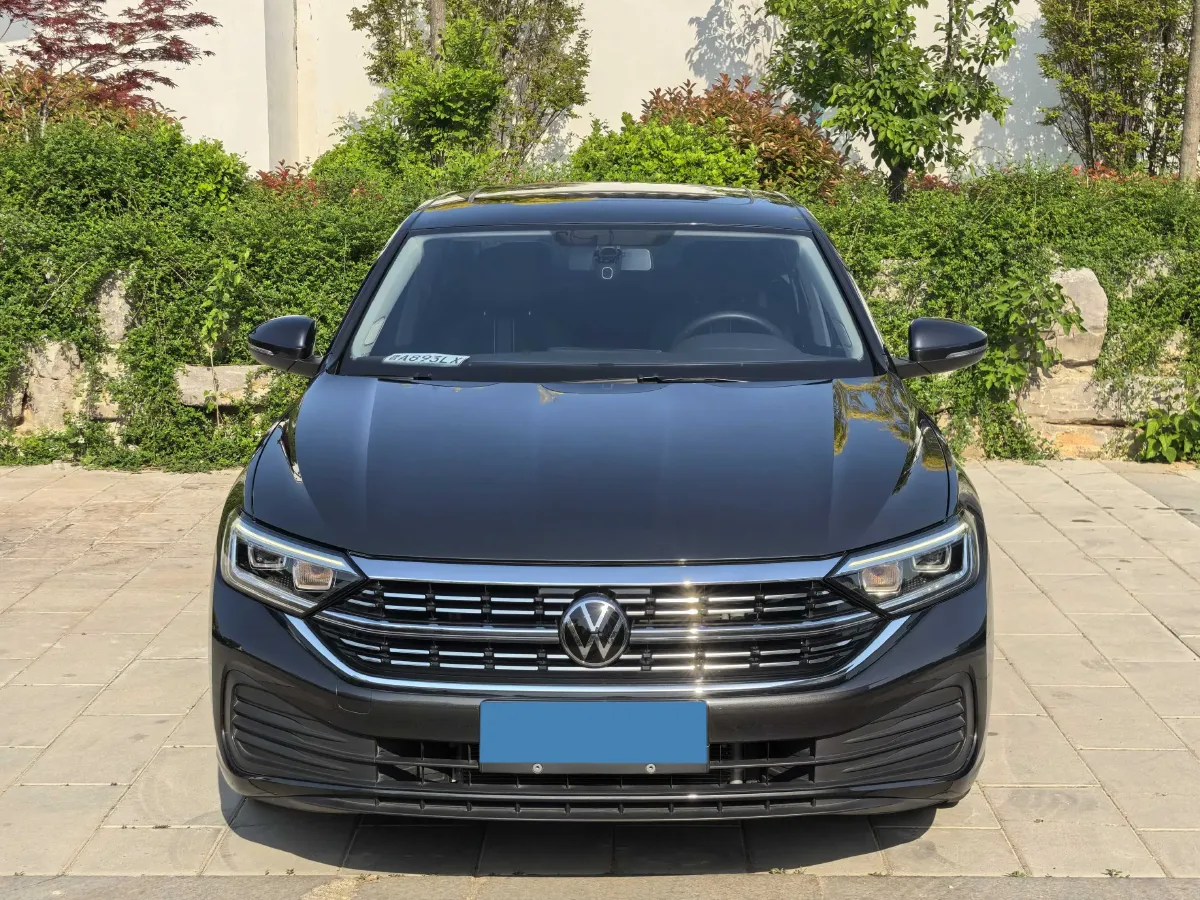 2024 Volkswagen Sagitar 1.5T 160HP L4 7DCT,autocango,china used car exporter,china ev exporter,chinese used car exporter,chinese used ev exporter