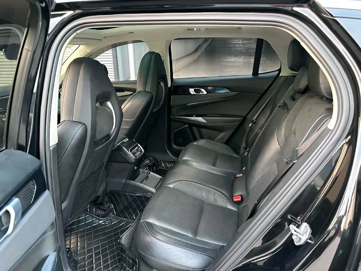 2018 Isuzu Mu-X 1.9T 163HP L4 6AT,autocango,china used car exporter,china ev exporter,chinese used car exporter,chinese used ev exporter