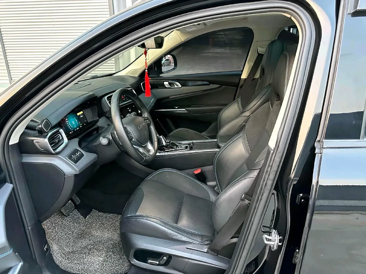 2018 Isuzu Mu-X 1.9T 163HP L4 6AT,autocango,china used car exporter,china ev exporter,chinese used car exporter,chinese used ev exporter