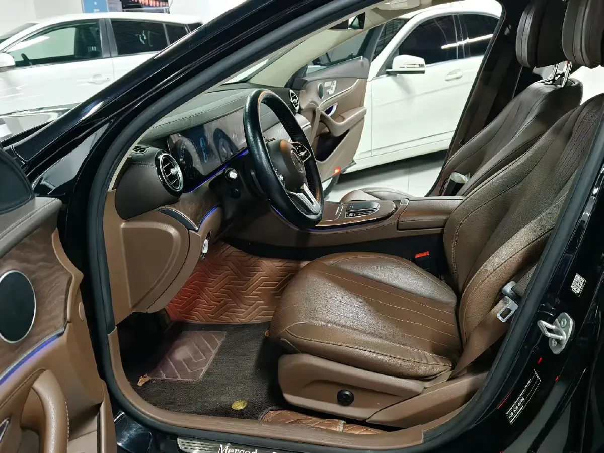 2020 Mercedes-Benz E Class 2.0T 258HP L4 9AT,autocango,china used car exporter,china ev exporter,chinese used car exporter,chinese used ev exporter