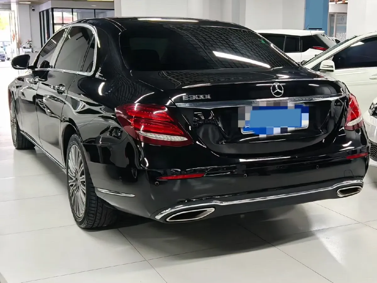 2020 Mercedes-Benz E Class 2.0T 258HP L4 9AT,autocango,china used car exporter,china ev exporter,chinese used car exporter,chinese used ev exporter