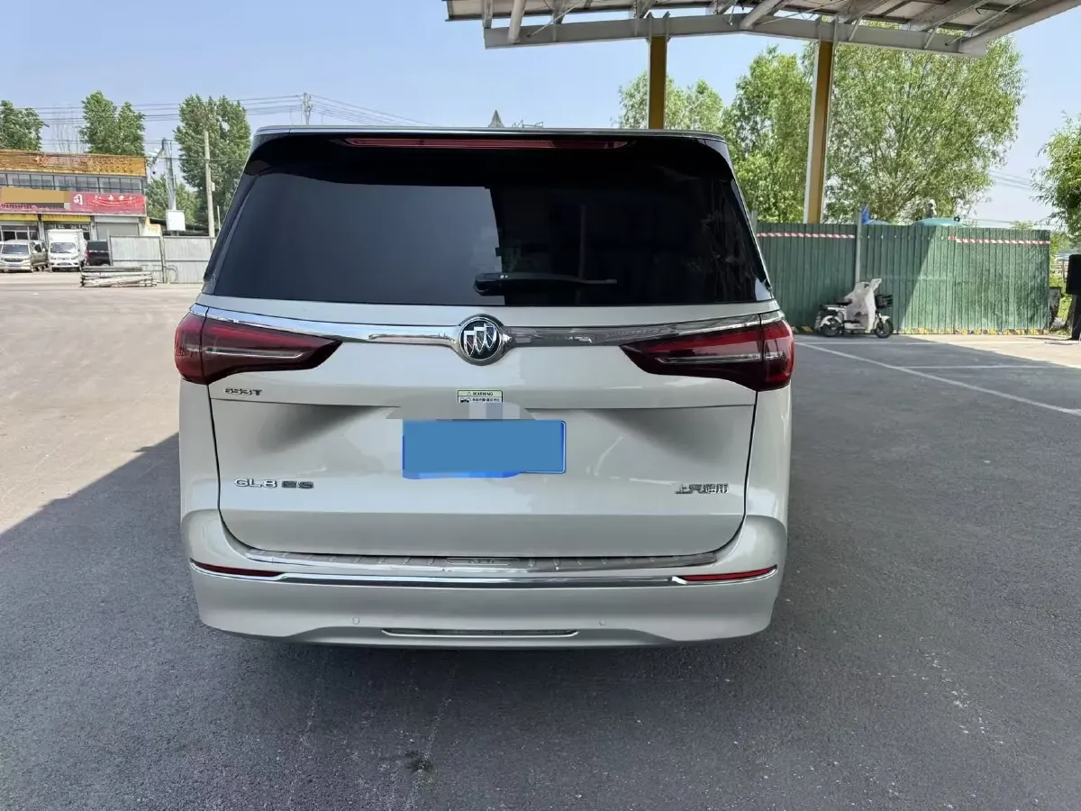 2022 Buick GL8 2.0T 237HP L4 9AT,autocango,china used car exporter,china ev exporter,chinese used car exporter,chinese used ev exporter