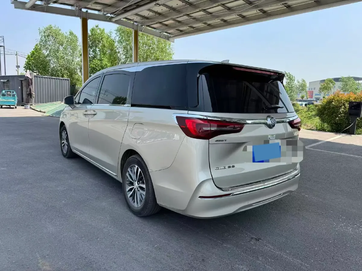 2022 Buick GL8 2.0T 237HP L4 9AT,autocango,china used car exporter,china ev exporter,chinese used car exporter,chinese used ev exporter