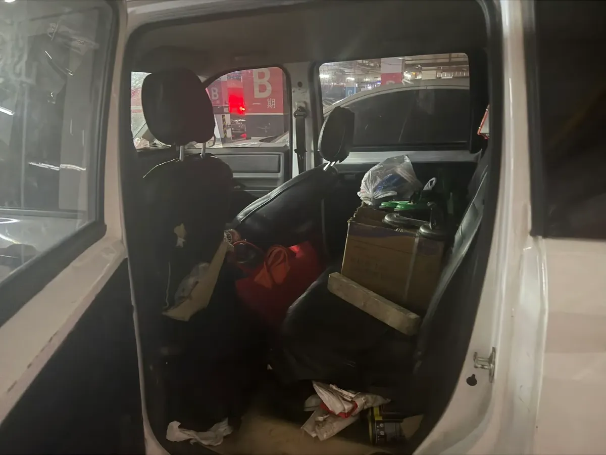 2019 WuLing HongGuang Plus 1.5T 147HP L4 6MT,autocango,china used car exporter,china ev exporter,chinese used car exporter,chinese used ev exporter