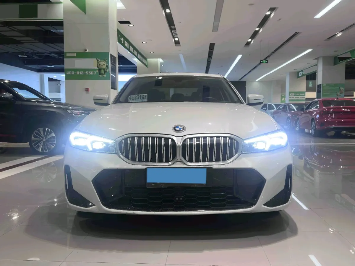 2023 BMW 3 Series 2.0T 156HP L4 8AT,autocango,china used car exporter,china ev exporter,chinese used car exporter,chinese used ev exporter