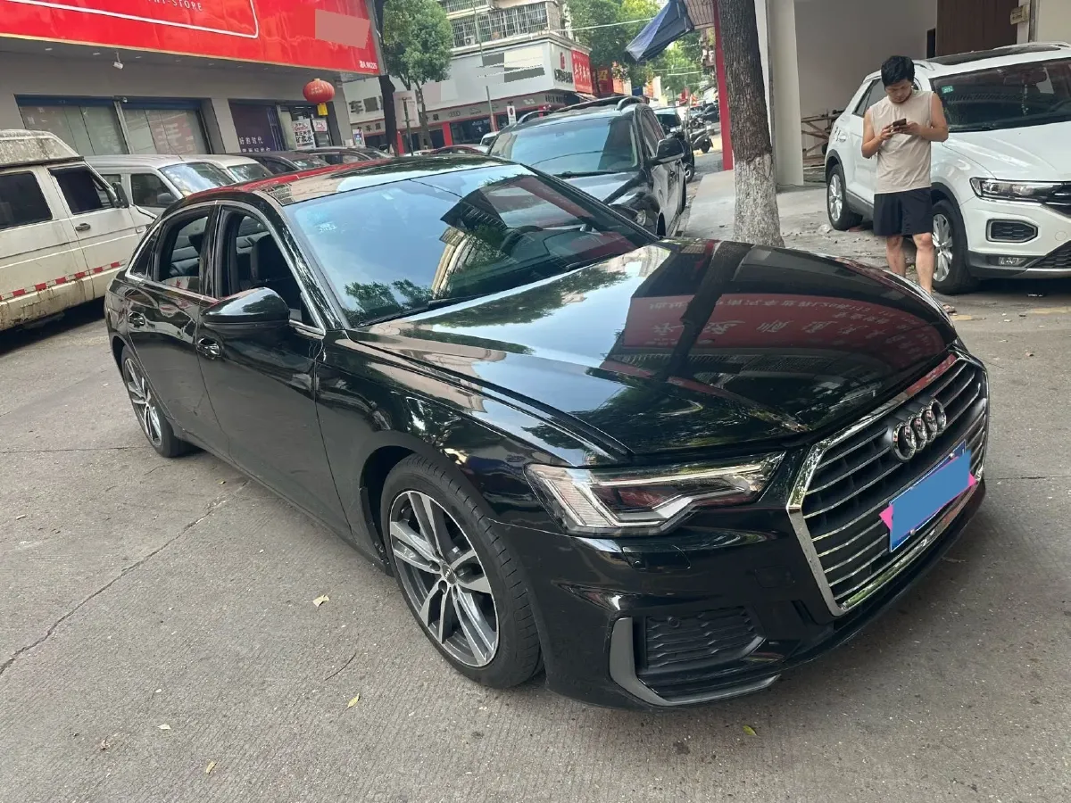 2020 Audi A6L 2.0T 190HP L4 7DCT,autocango,china used car exporter,china ev exporter,chinese used car exporter,chinese used ev exporter