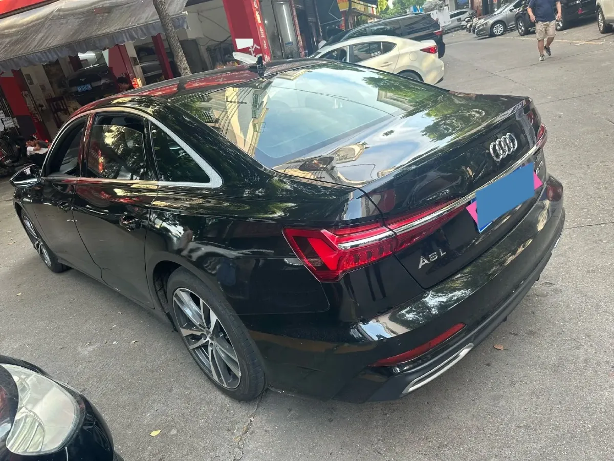 2020 Audi A6L 2.0T 190HP L4 7DCT,autocango,china used car exporter,china ev exporter,chinese used car exporter,chinese used ev exporter