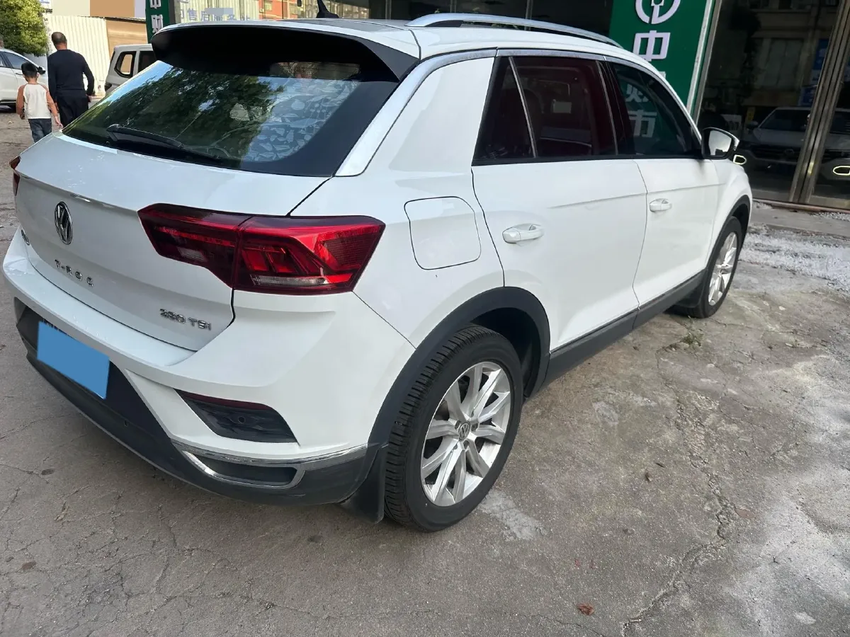 2020 Volkswagen T-Roc 1.4T 150HP L4 7DCT,autocango,china used car exporter,china ev exporter,chinese used car exporter,chinese used ev exporter