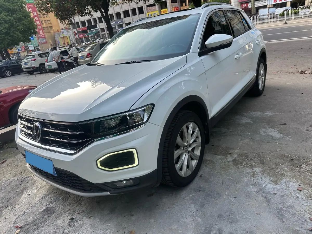 2020 Volkswagen T-Roc 1.4T 150HP L4 7DCT,autocango,china used car exporter,china ev exporter,chinese used car exporter,chinese used ev exporter