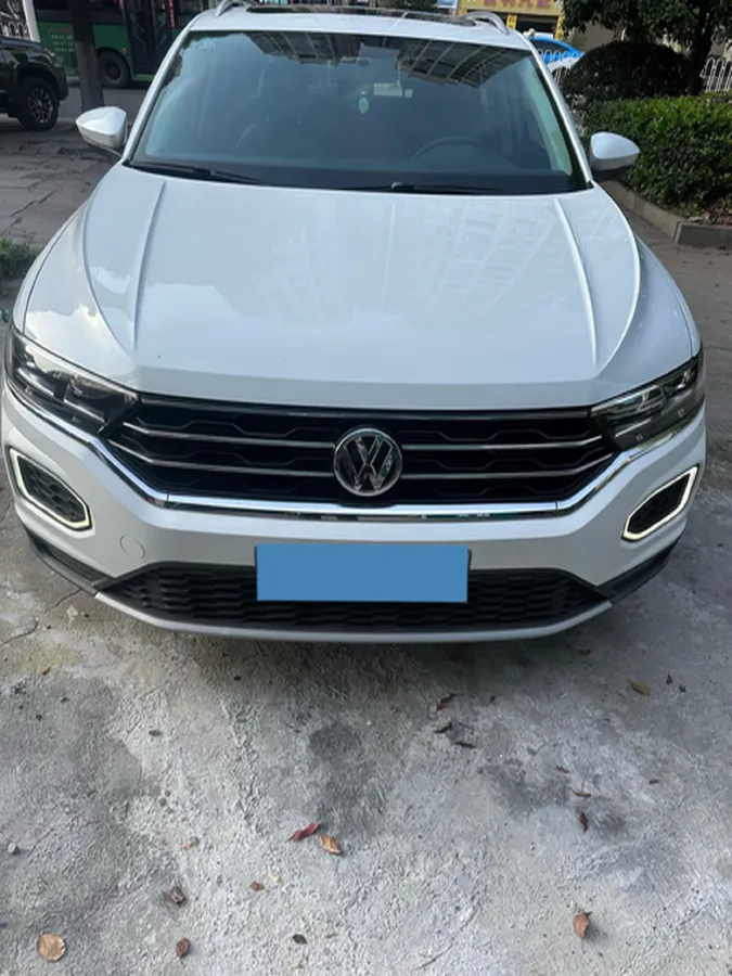2020 Volkswagen T-Roc 1.4T 150HP L4 7DCT,autocango,china used car exporter,china ev exporter,chinese used car exporter,chinese used ev exporter