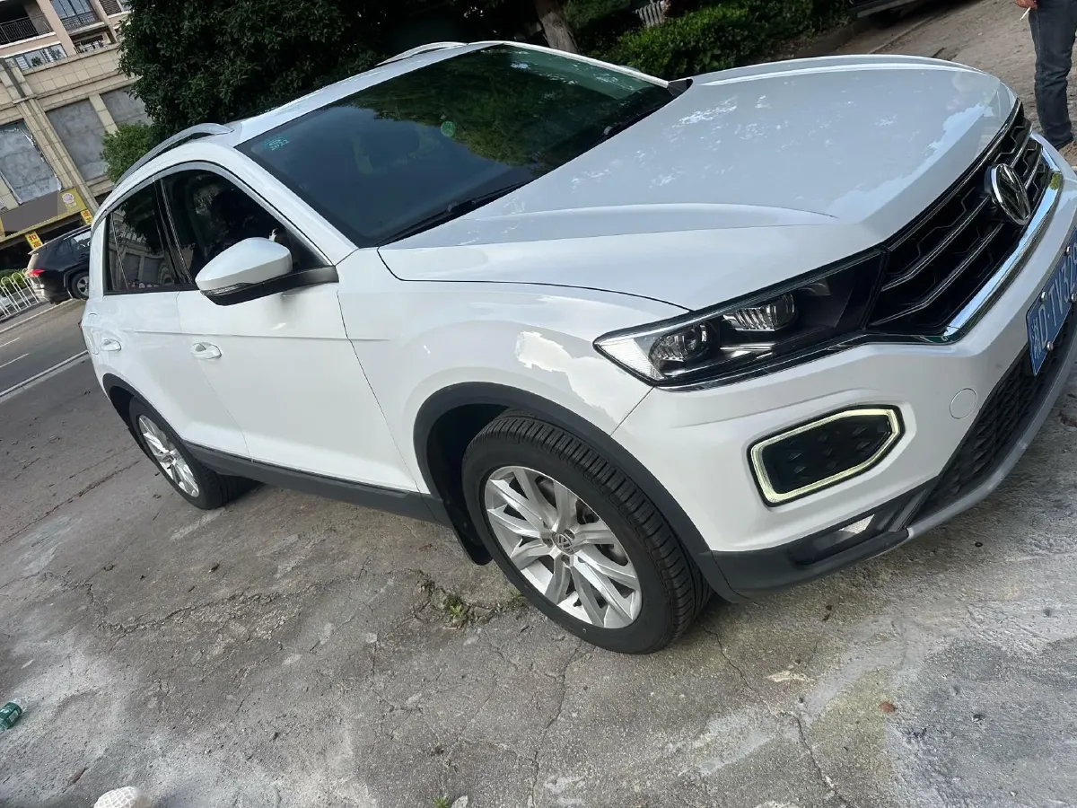 2020 Volkswagen T-Roc 1.4T 150HP L4 7DCT,autocango,china used car exporter,china ev exporter,chinese used car exporter,chinese used ev exporter