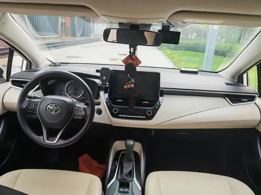 2019 Toyota Corolla 1.2T 116HP L4 CVT,autocango,china used car exporter,china ev exporter,chinese used car exporter,chinese used ev exporter