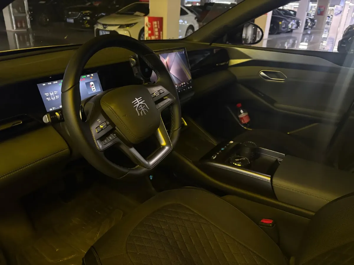 2025 BYD QinL BEV,autocango,china used car exporter,china ev exporter,chinese used car exporter,chinese used ev exporter