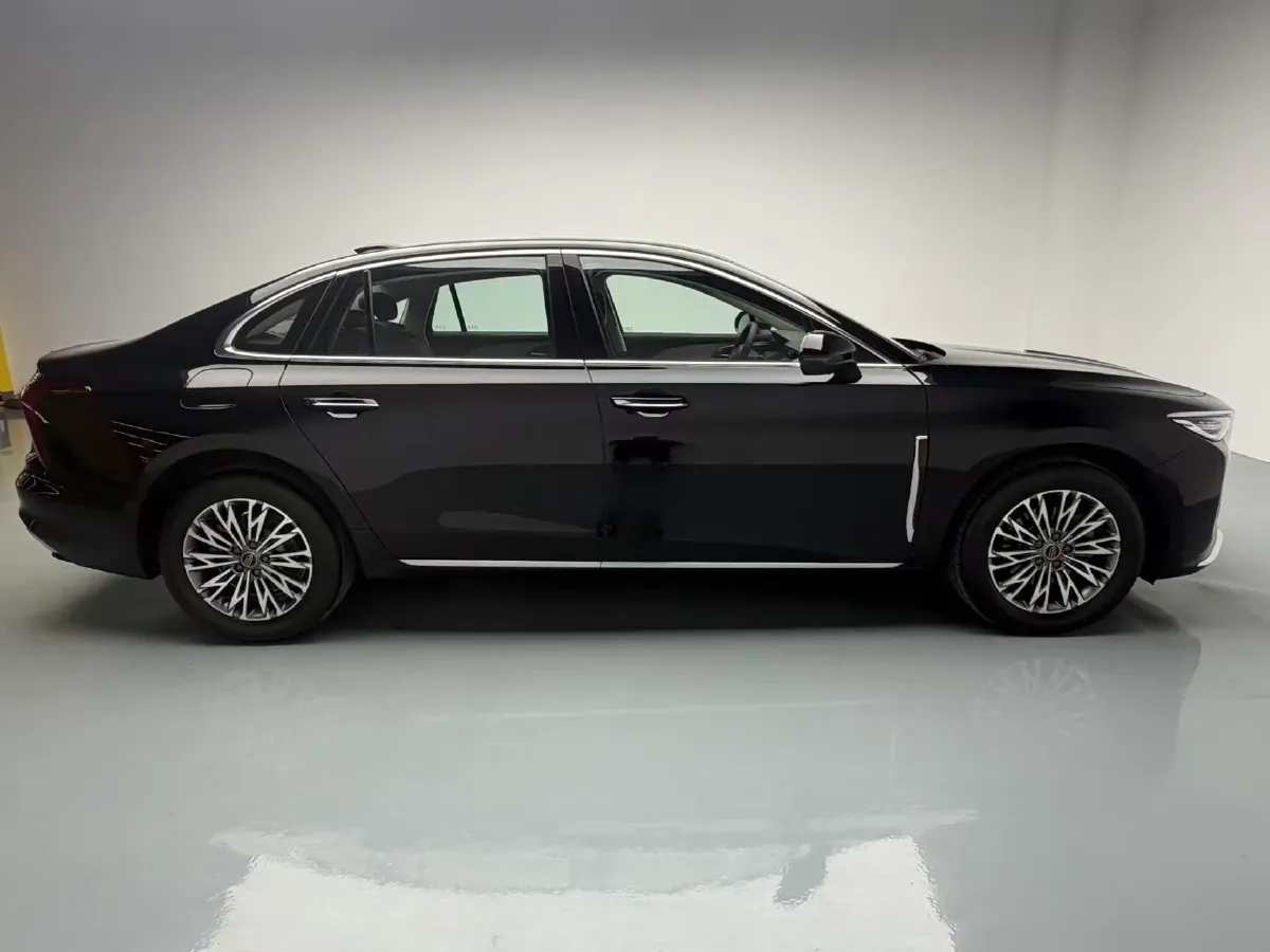 2024 HongQi H5 1.5T 169HP L4 7DCT,autocango,china used car exporter,china ev exporter,chinese used car exporter,chinese used ev exporter