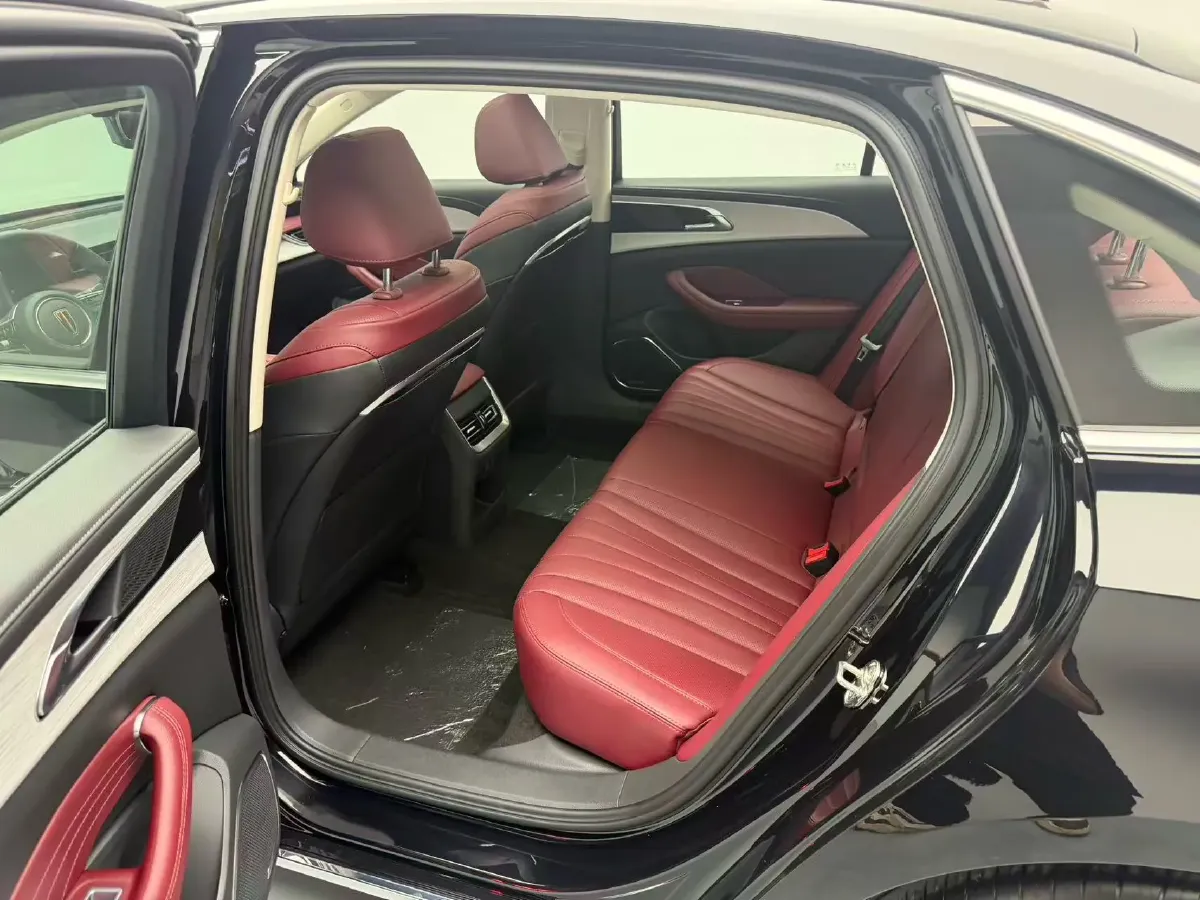 2024 HongQi H5 1.5T 169HP L4 7DCT,autocango,china used car exporter,china ev exporter,chinese used car exporter,chinese used ev exporter