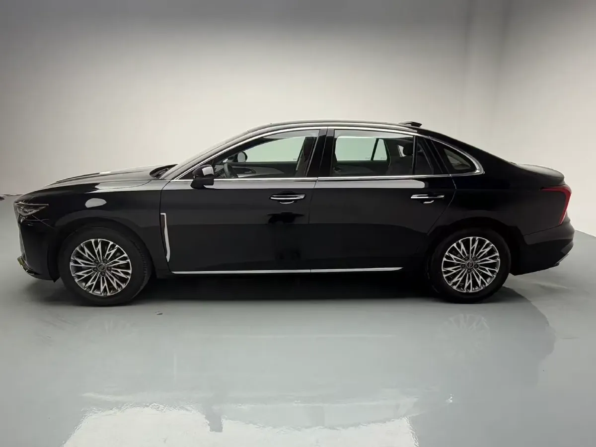 2024 HongQi H5 1.5T 169HP L4 7DCT,autocango,china used car exporter,china ev exporter,chinese used car exporter,chinese used ev exporter