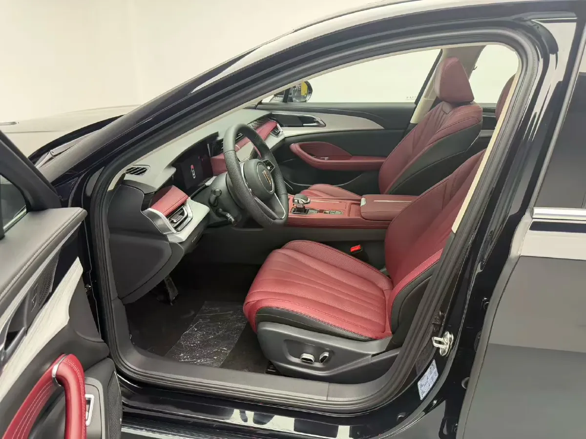 2024 HongQi H5 1.5T 169HP L4 7DCT,autocango,china used car exporter,china ev exporter,chinese used car exporter,chinese used ev exporter