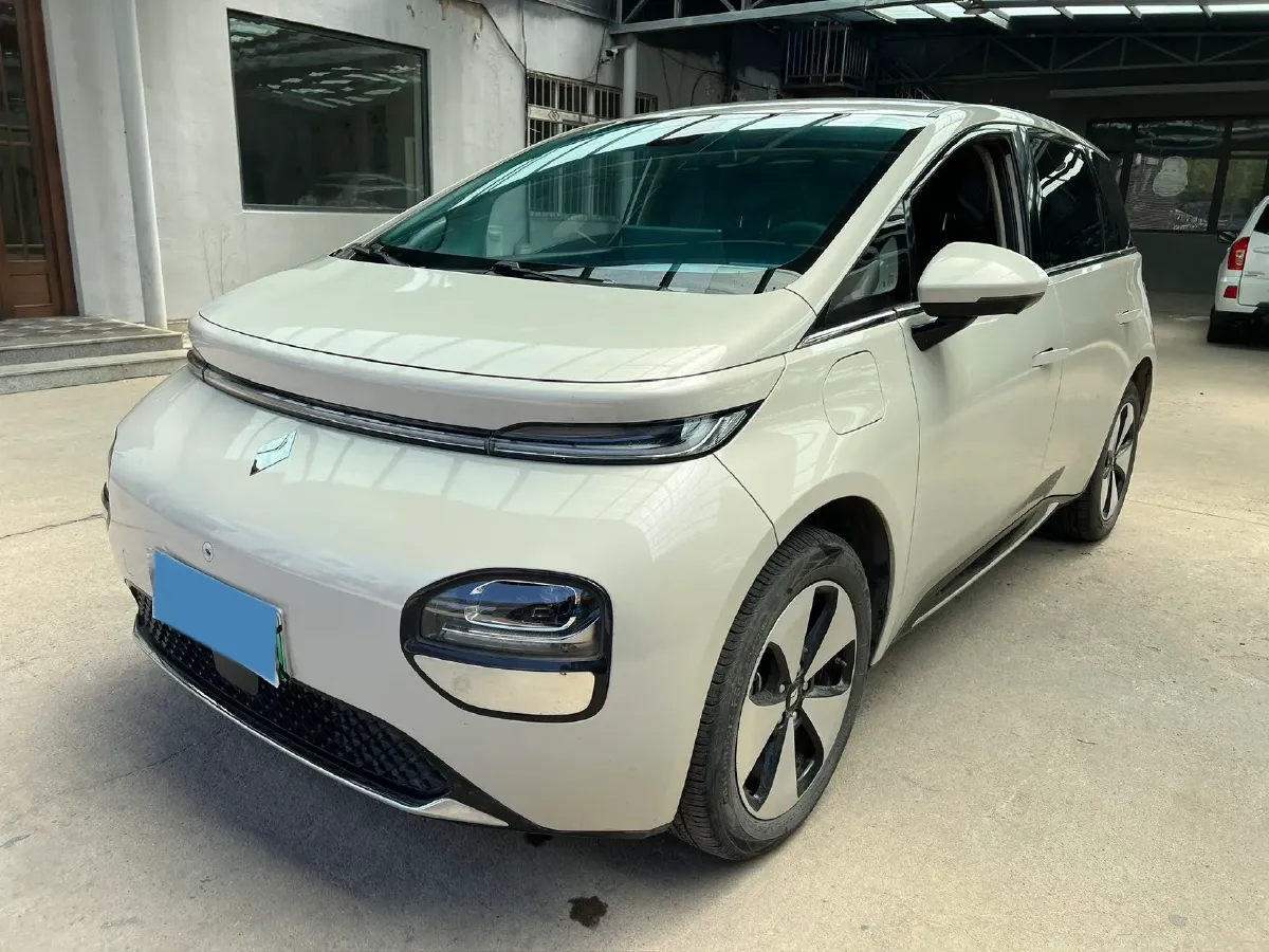 2023 BaoJun Cloud BEV 50.6KWH,autocango,china used car exporter,china ev exporter,chinese used car exporter,chinese used ev exporter