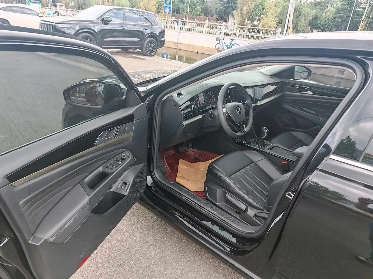 2020 Volkswagen Passat 1.4T 150HP L4 7DCT,autocango,china used car exporter,china ev exporter,chinese used car exporter,chinese used ev exporter