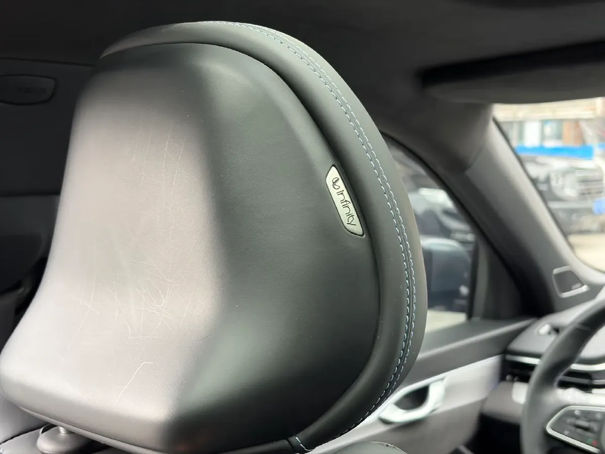 2025 Geely Preface 2.0T 238HP L4 8AT,autocango,china used car exporter,china ev exporter,chinese used car exporter,chinese used ev exporter