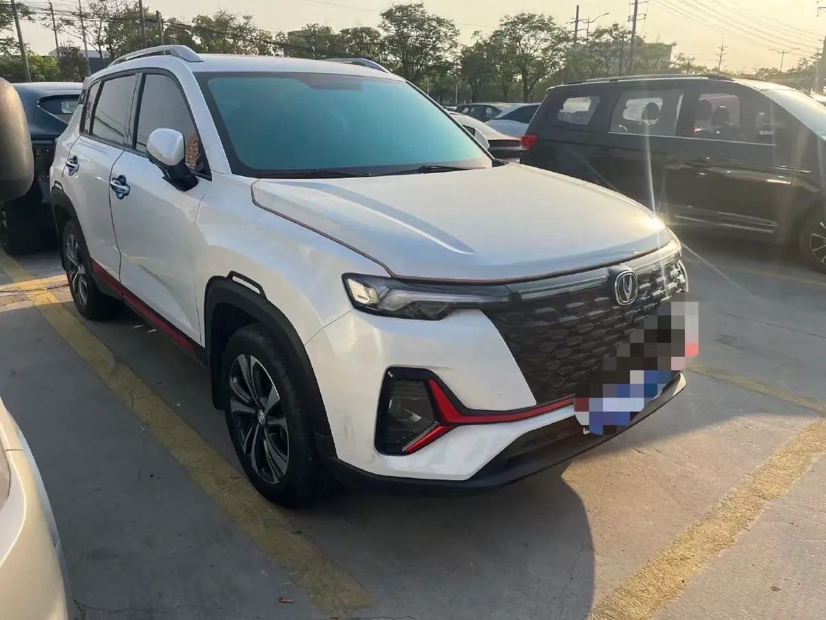 2021 ChangAn CS35 Plus 1.4T 160HP L4 7DCT,autocango,china used car exporter,china ev exporter,chinese used car exporter,chinese used ev exporter