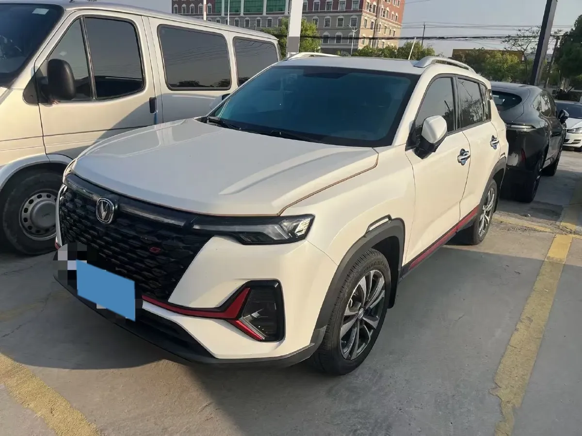 2021 ChangAn CS35 Plus 1.4T 160HP L4 7DCT,autocango,china used car exporter,china ev exporter,chinese used car exporter,chinese used ev exporter
