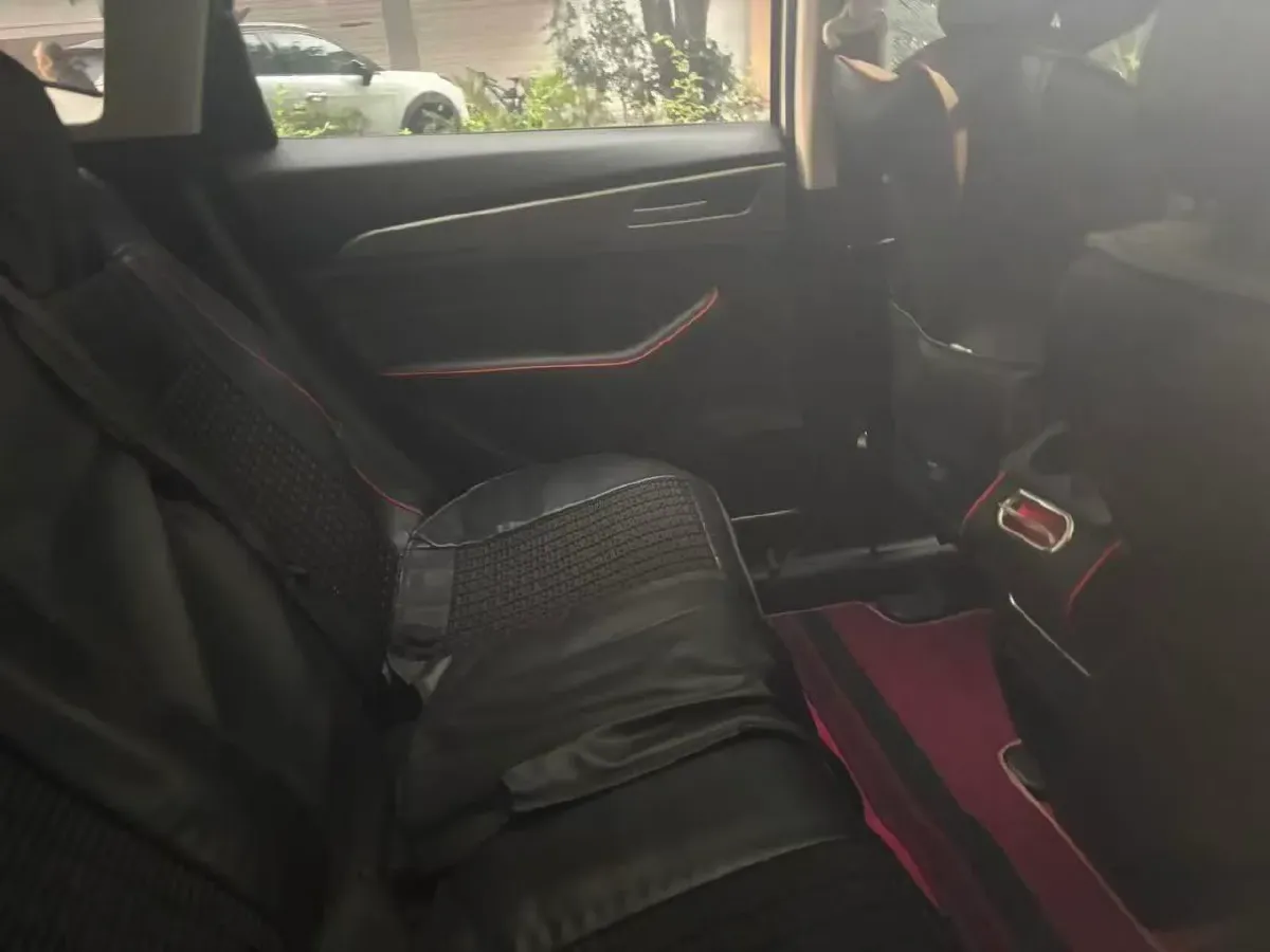 2020 Haval F7 2.0T 224HP L4 7DCT,autocango,china used car exporter,china ev exporter,chinese used car exporter,chinese used ev exporter