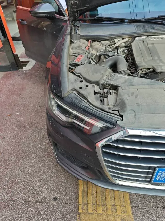 2022 Audi A6L 2.0T 190HP L4 7DCT,autocango,china used car exporter,china ev exporter,chinese used car exporter,chinese used ev exporter