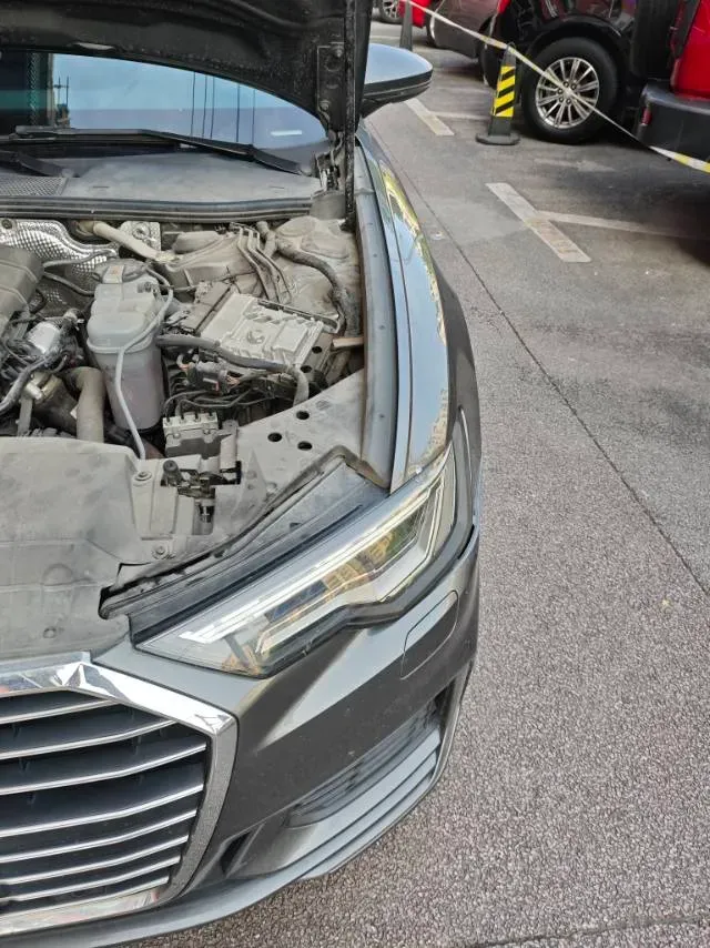 2022 Audi A6L 2.0T 190HP L4 7DCT,autocango,china used car exporter,china ev exporter,chinese used car exporter,chinese used ev exporter