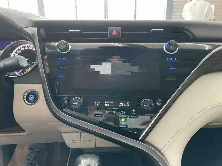 2019 Toyota Camry 2.5L 209HP L4 8AT,autocango,china used car exporter,china ev exporter,chinese used car exporter,chinese used ev exporter