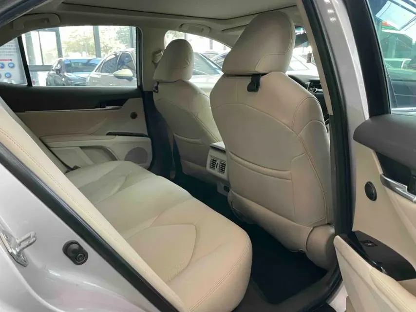 2019 Toyota Camry 2.5L 209HP L4 8AT,autocango,china used car exporter,china ev exporter,chinese used car exporter,chinese used ev exporter