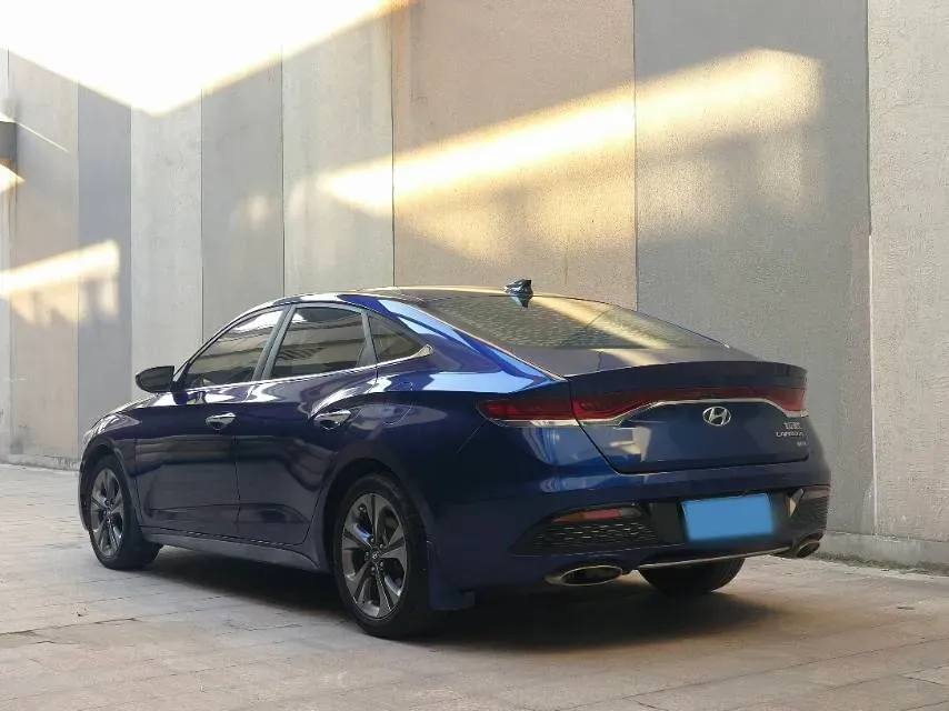 2019 Hyundai La Festa 1.6T 204HP L4 7DCT,autocango,china used car exporter,china ev exporter,chinese used car exporter,chinese used ev exporter