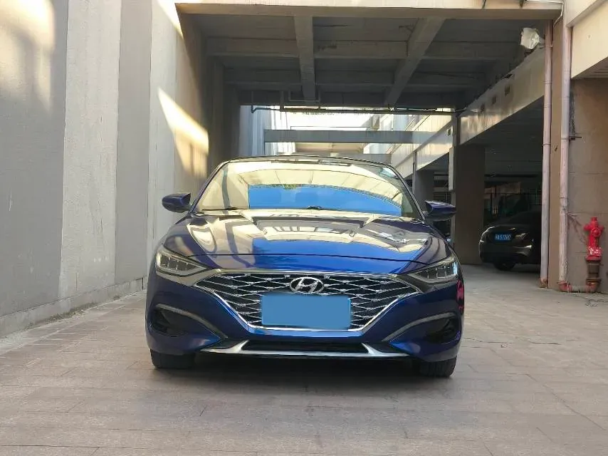 2019 Hyundai La Festa 1.6T 204HP L4 7DCT,autocango,china used car exporter,china ev exporter,chinese used car exporter,chinese used ev exporter