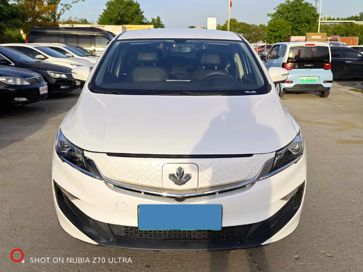 2021 LiFan Maple 80v BEV 53KWH,autocango,china used car exporter,china ev exporter,chinese used car exporter,chinese used ev exporter