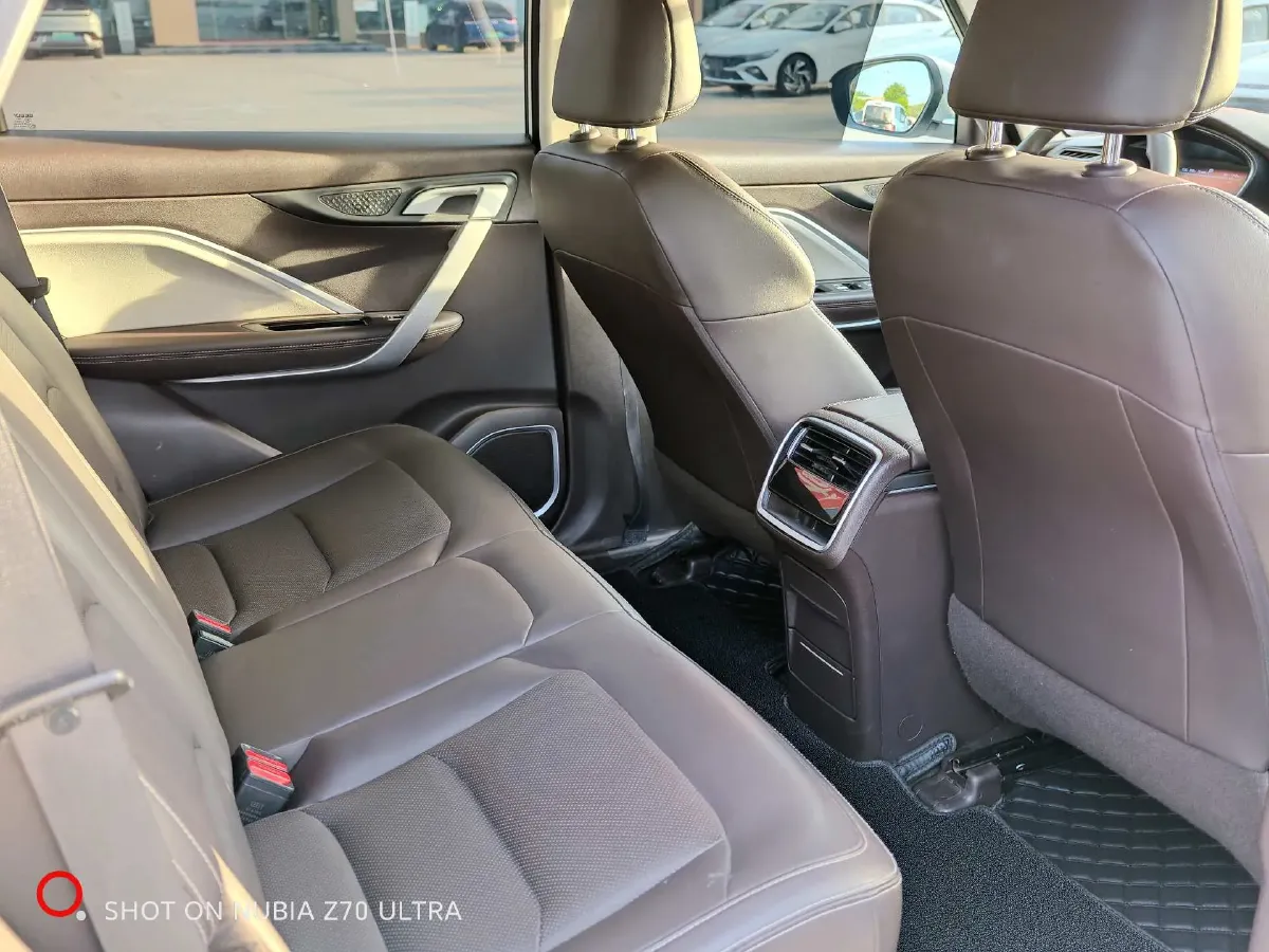 2021 LiFan Maple 80v BEV 53KWH,autocango,china used car exporter,china ev exporter,chinese used car exporter,chinese used ev exporter