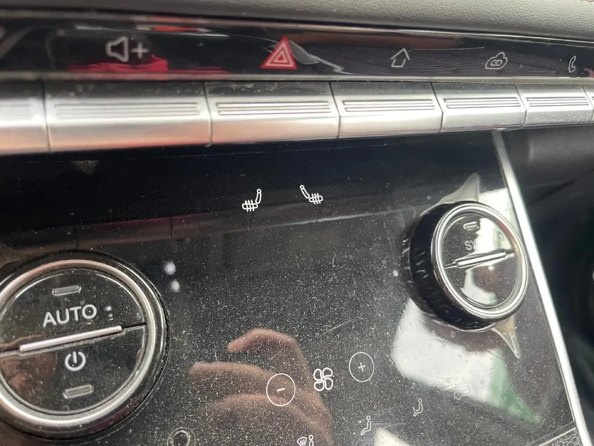 2019 Chery Tiggo 8 1.6T 197HP L4 7DCT,autocango,china used car exporter,china ev exporter,chinese used car exporter,chinese used ev exporter