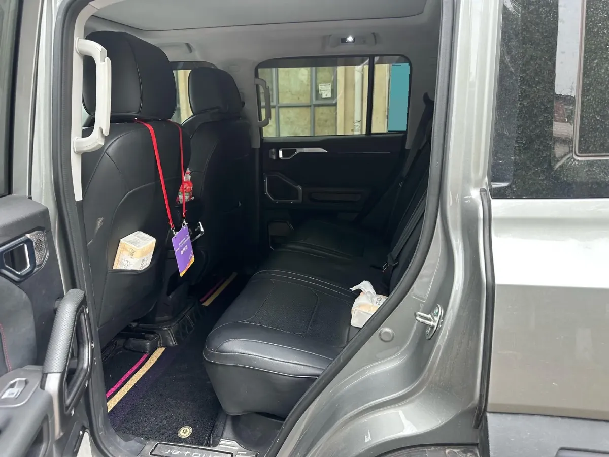 2024 Jetour Traveller 2.0T 254HP L4 7DCT,autocango,china used car exporter,china ev exporter,chinese used car exporter,chinese used ev exporter