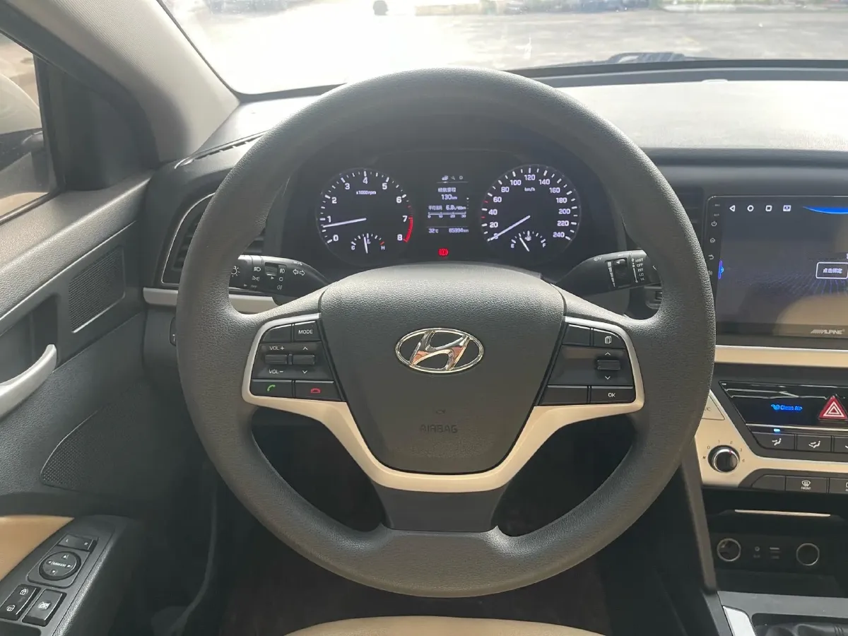2016 Hyundai Elantra 1.6L 128HP L4 6MT,autocango,china used car exporter,china ev exporter,chinese used car exporter,chinese used ev exporter