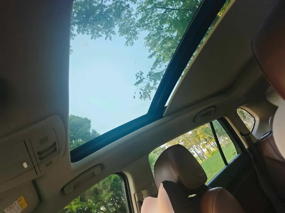 2021 Buick EnvisionPlus 1.5T 169HP L4 7DCT,autocango,china used car exporter,china ev exporter,chinese used car exporter,chinese used ev exporter