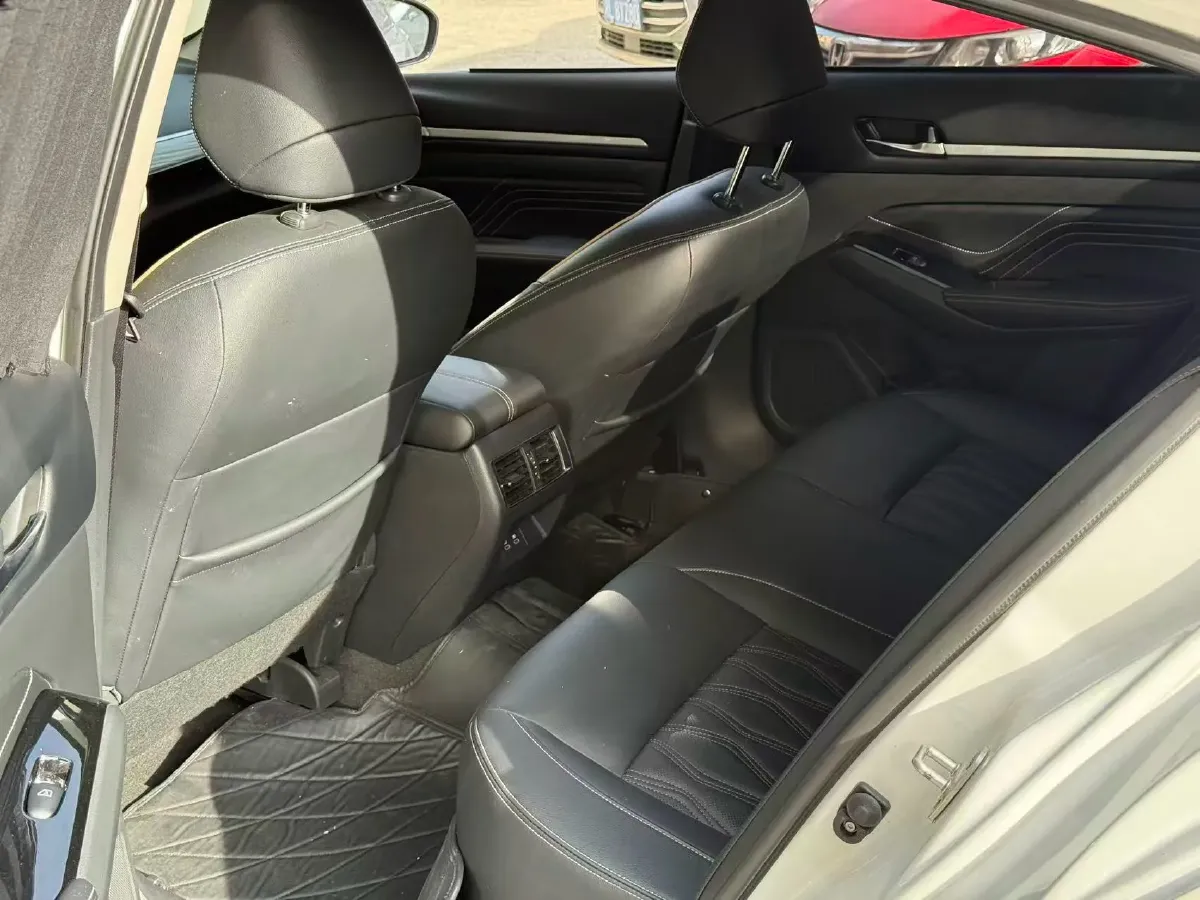 2022 Nissan Teana 2.0T 243HP L4 CVT,autocango,china used car exporter,china ev exporter,chinese used car exporter,chinese used ev exporter