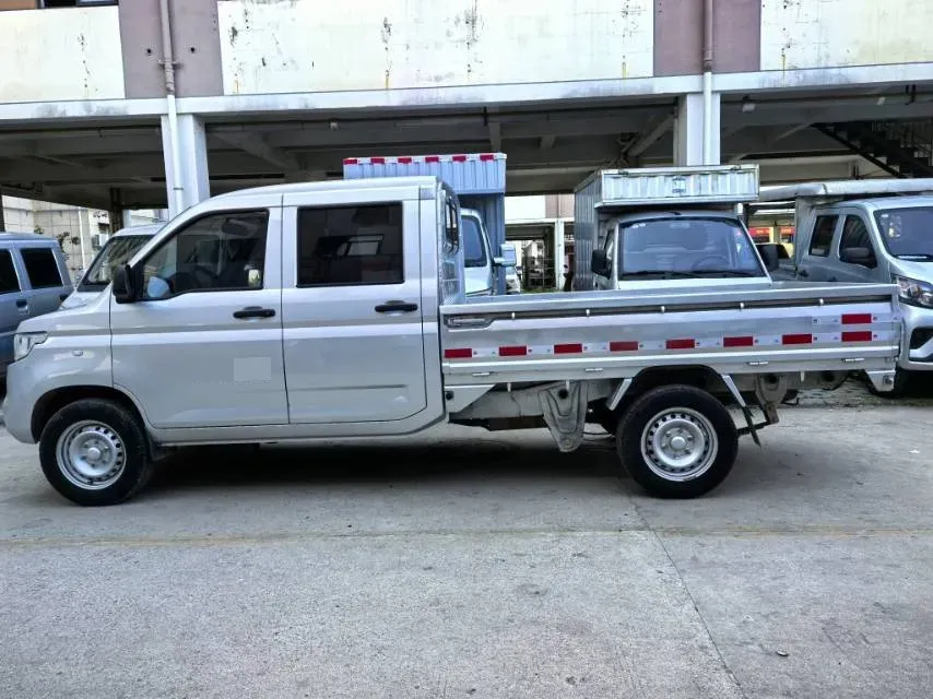 2021 NLM Motor QiTeng M70 1.5L 122HP L4 5MT,autocango,china used car exporter,china ev exporter,chinese used car exporter,chinese used ev exporter