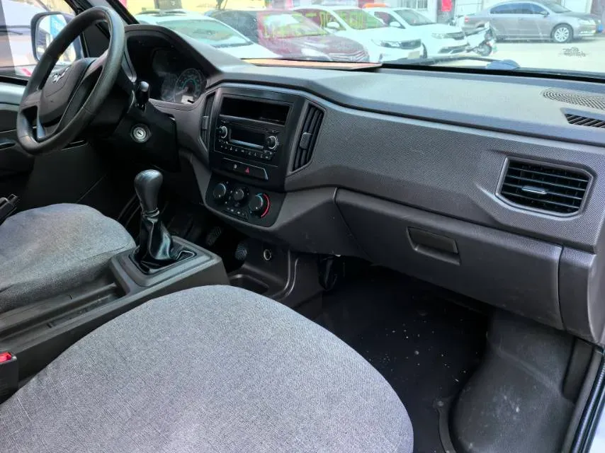 2021 NLM Motor QiTeng M70 1.5L 122HP L4 5MT,autocango,china used car exporter,china ev exporter,chinese used car exporter,chinese used ev exporter