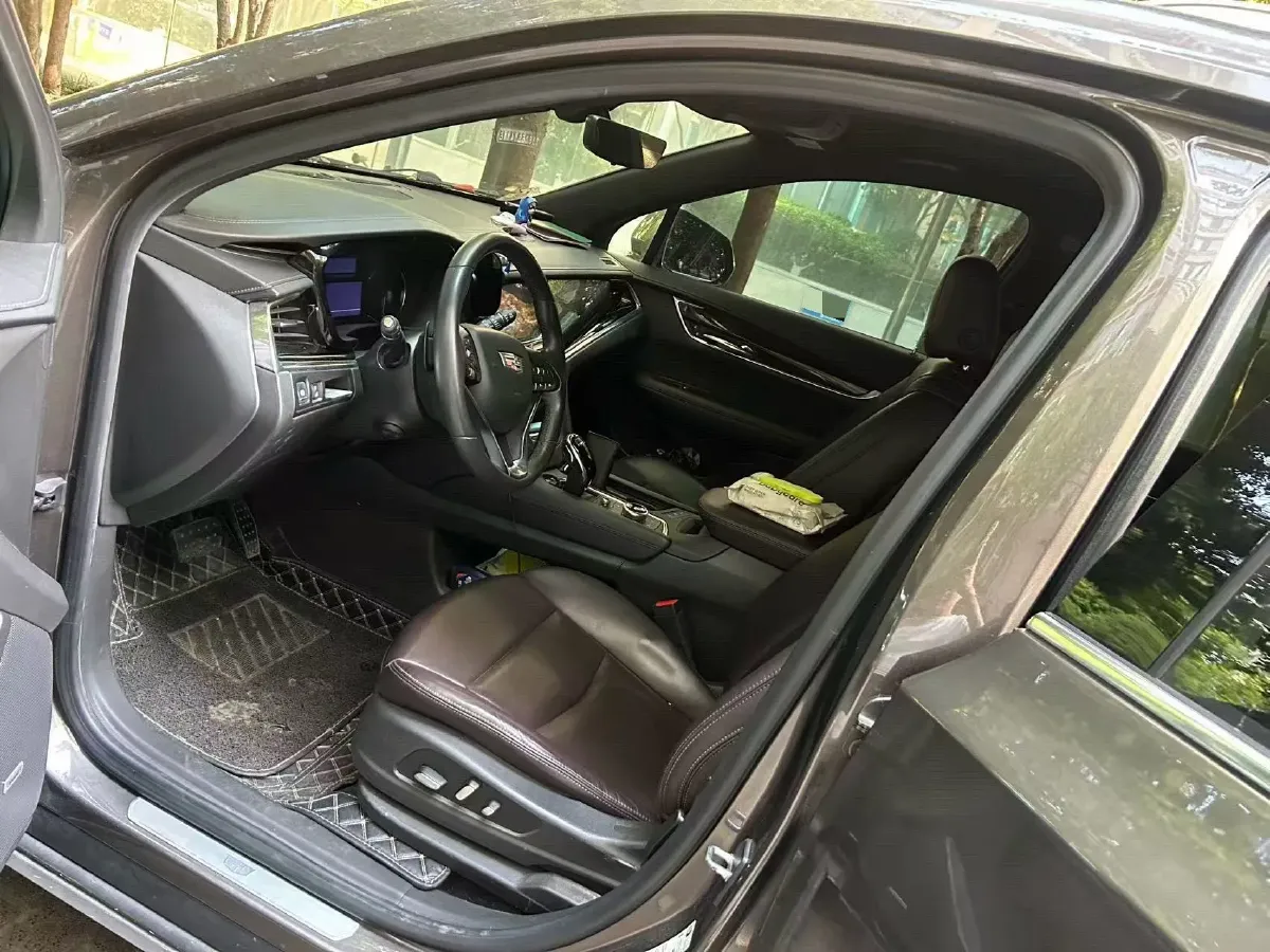 2020 Cadillac XT6 2.0T 241HP L4 9AT,autocango,china used car exporter,china ev exporter,chinese used car exporter,chinese used ev exporter