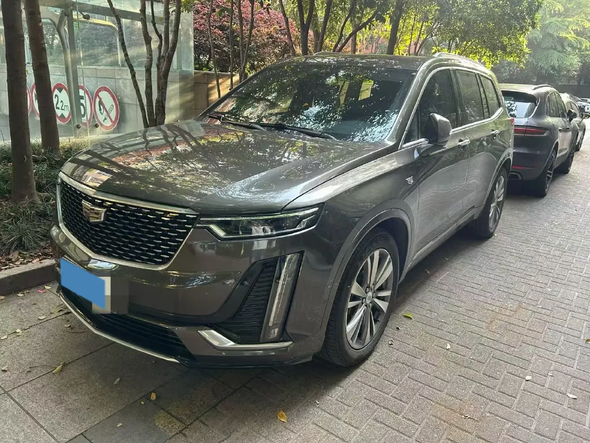 2020 Cadillac XT6 2.0T 241HP L4 9AT,autocango,china used car exporter,china ev exporter,chinese used car exporter,chinese used ev exporter