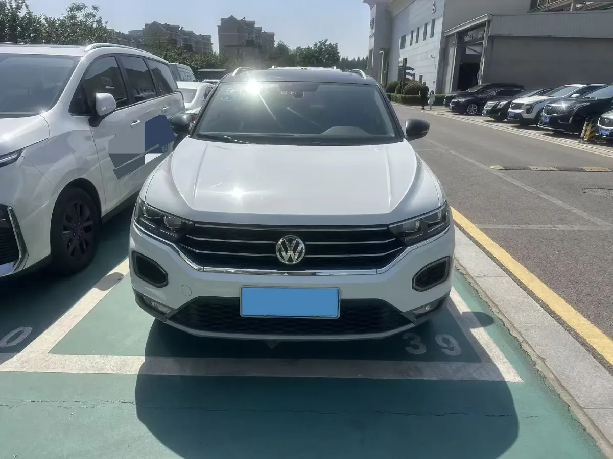 2019 Volkswagen T-Roc 1.4T 150HP L4 7DCT,autocango,china used car exporter,china ev exporter,chinese used car exporter,chinese used ev exporter