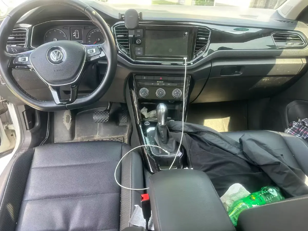 2019 Volkswagen T-Roc 1.4T 150HP L4 7DCT,autocango,china used car exporter,china ev exporter,chinese used car exporter,chinese used ev exporter