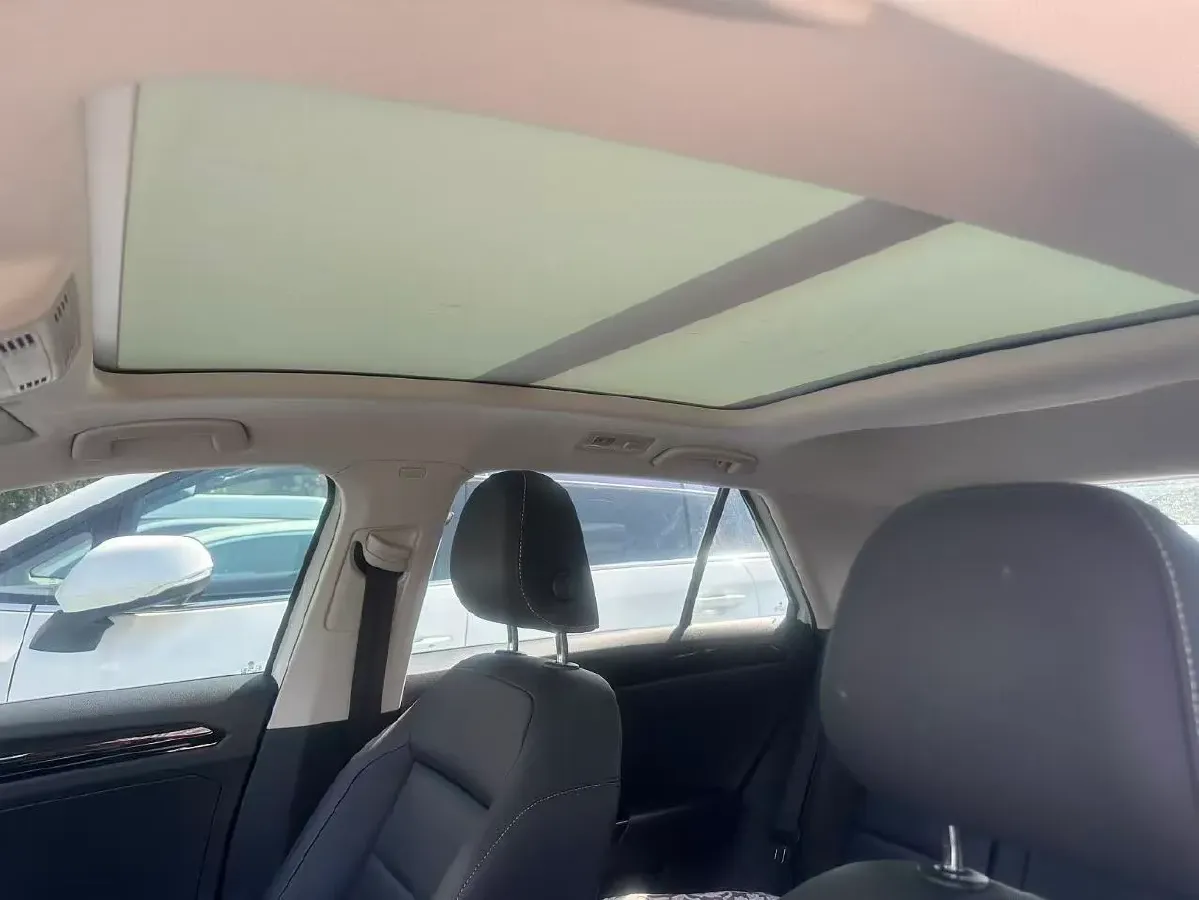 2019 Volkswagen T-Roc 1.4T 150HP L4 7DCT,autocango,china used car exporter,china ev exporter,chinese used car exporter,chinese used ev exporter