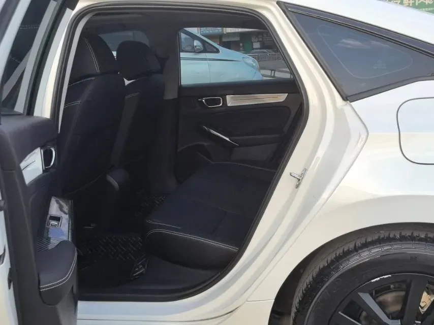 2022 Honda Civic 1.5T 182HP L4 CVT,autocango,china used car exporter,china ev exporter,chinese used car exporter,chinese used ev exporter