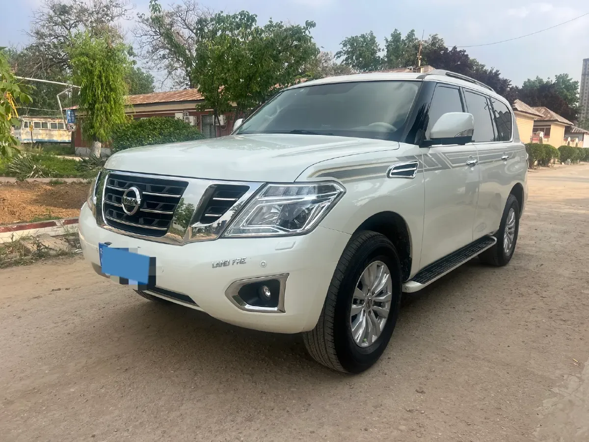 2018 Nissan Patrol 4.0L 279HP V6 7AT,autocango,china used car exporter,china ev exporter,chinese used car exporter,chinese used ev exporter