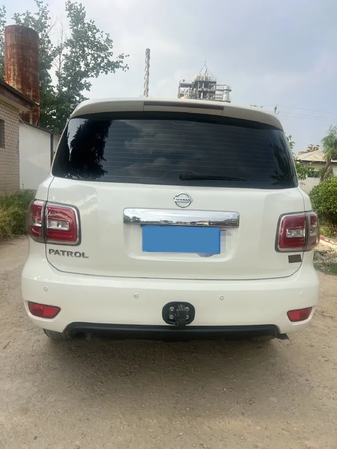 2018 Nissan Patrol 4.0L 279HP V6 7AT,autocango,china used car exporter,china ev exporter,chinese used car exporter,chinese used ev exporter